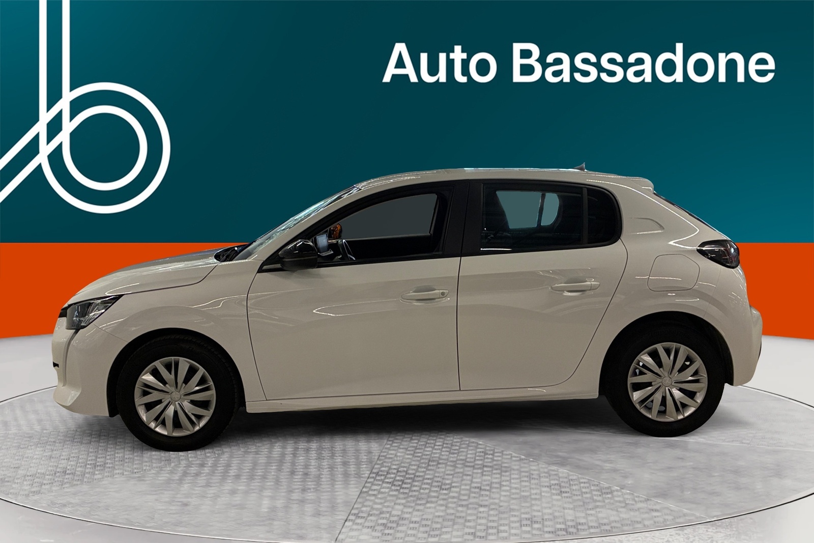 Peugeot 208 2022, photo 2/36