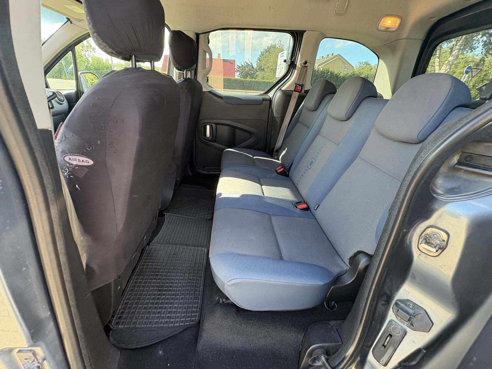 Citroën Berlingo 2011, photo 6/10