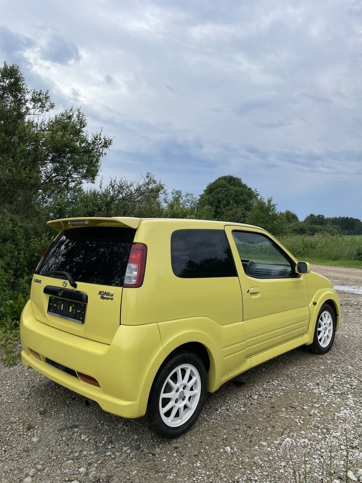 Suzuki Ignis 2004, photo 2/18