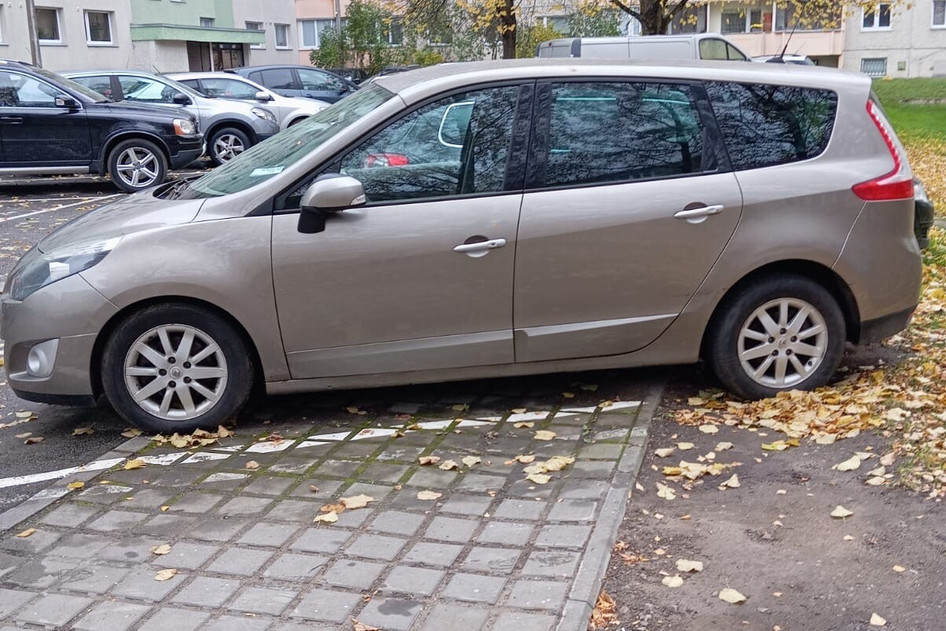 Renault Megane, 2010, 2.0, 103 kW, бензин, автомат, передний привод