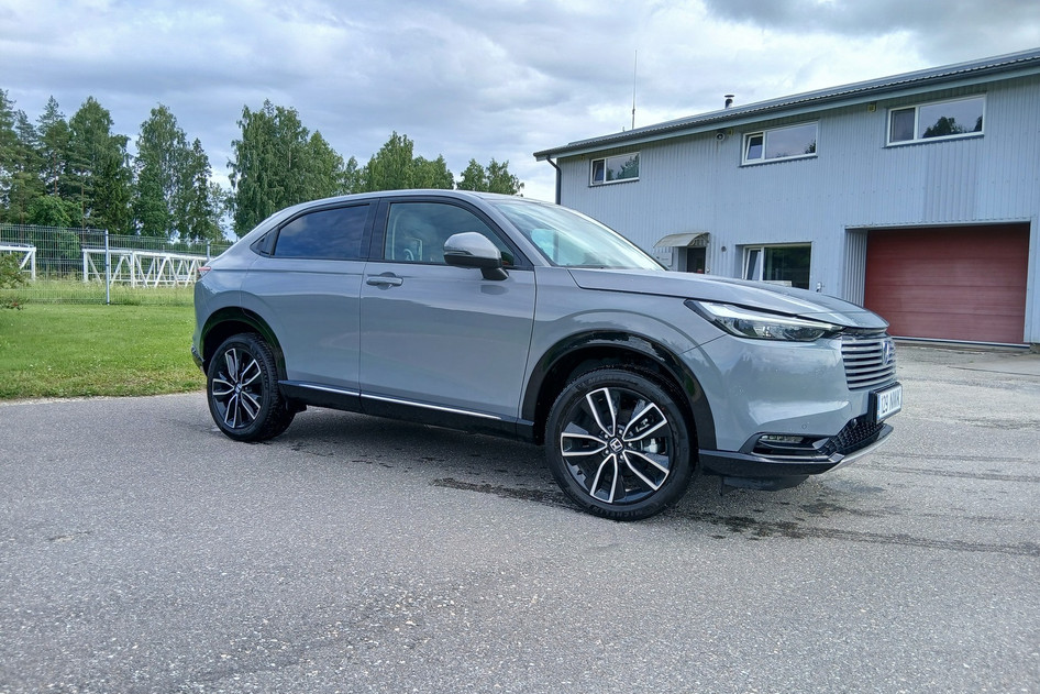 Honda HR-V, 2026, 1.5, 79 kW, hübriid (bensiin/elekter), automaat, esivedu
