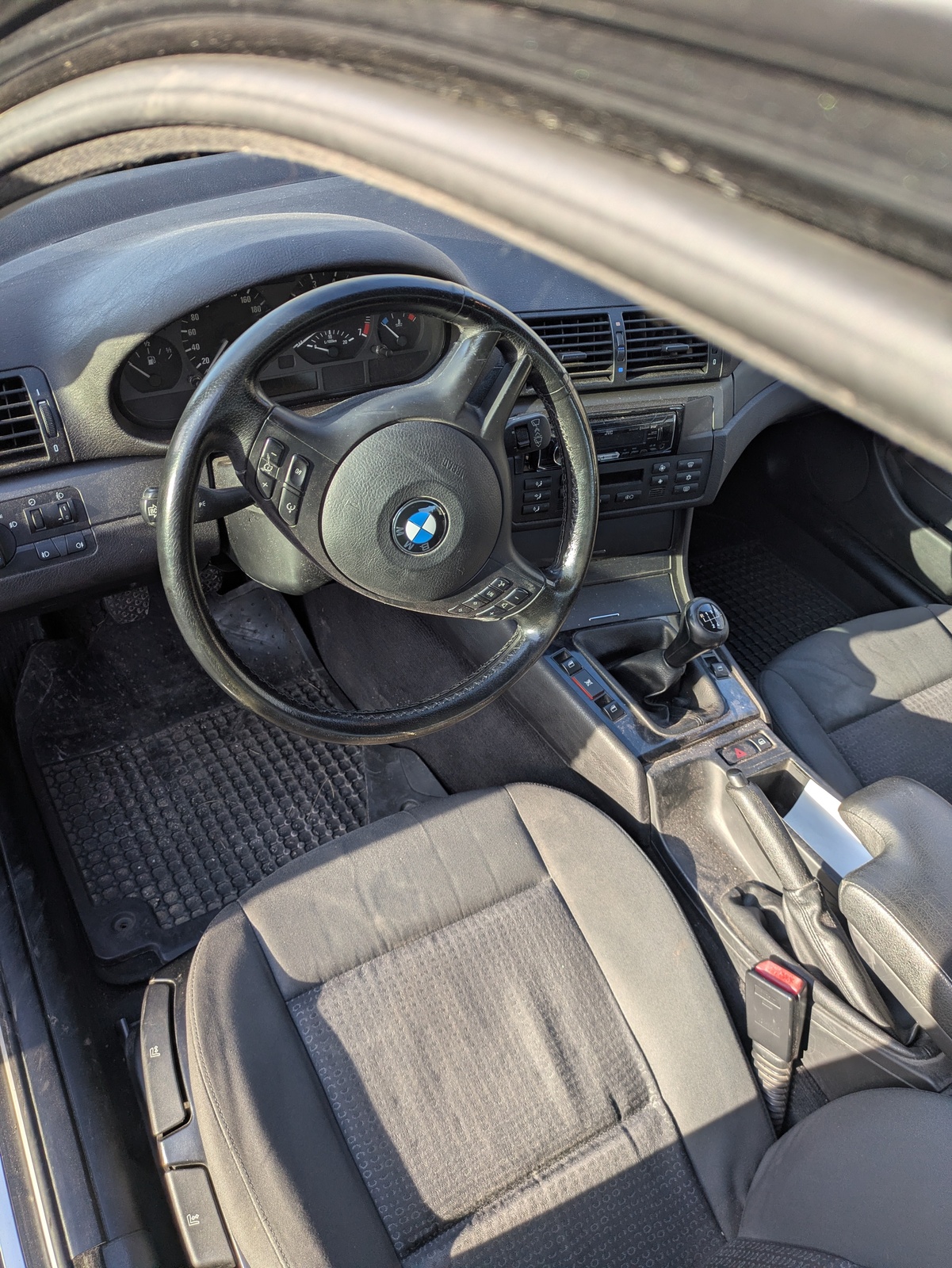 BMW 318 2004, kuva 6/14