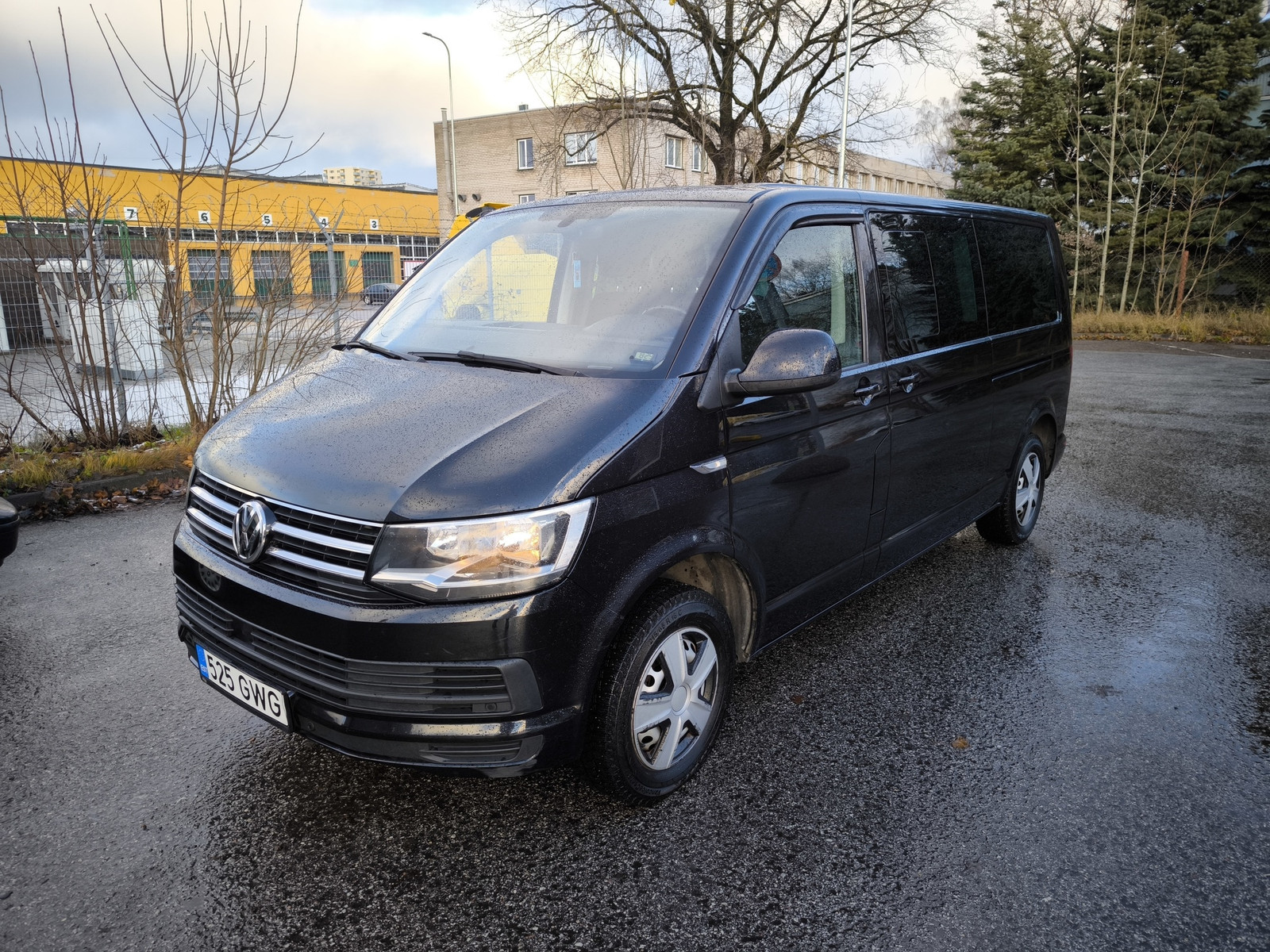 Volkswagen Caravelle