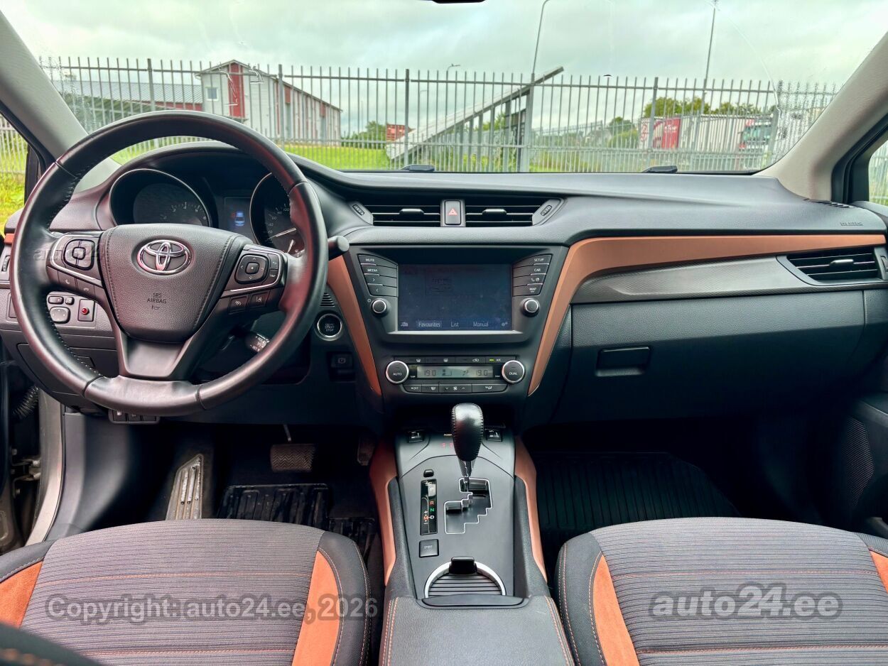 Toyota Avensis 2018, photo 4/5