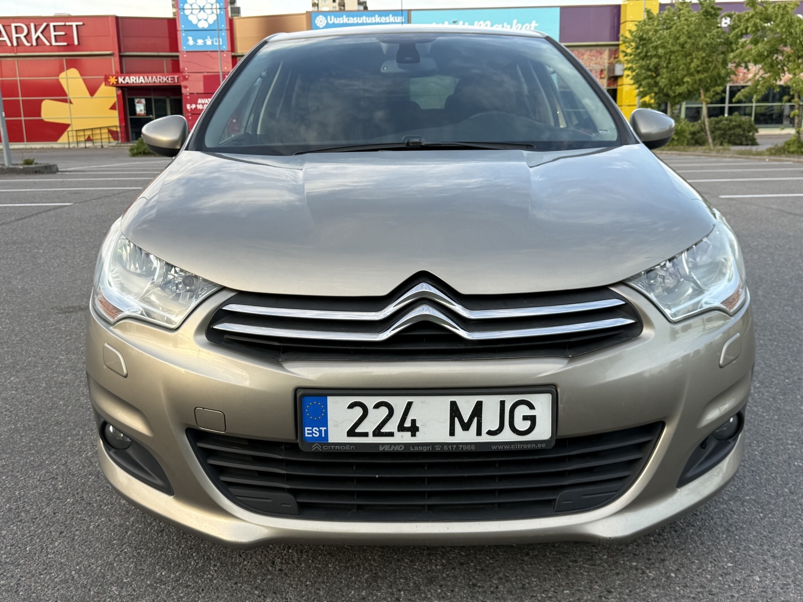 Citroën C4 2013, photo 3/15