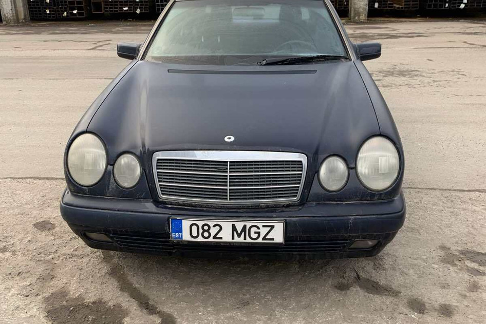 Mercedes-Benz E 200, 1998, 2.0, 100 kW, бензин, механическая, задний привод