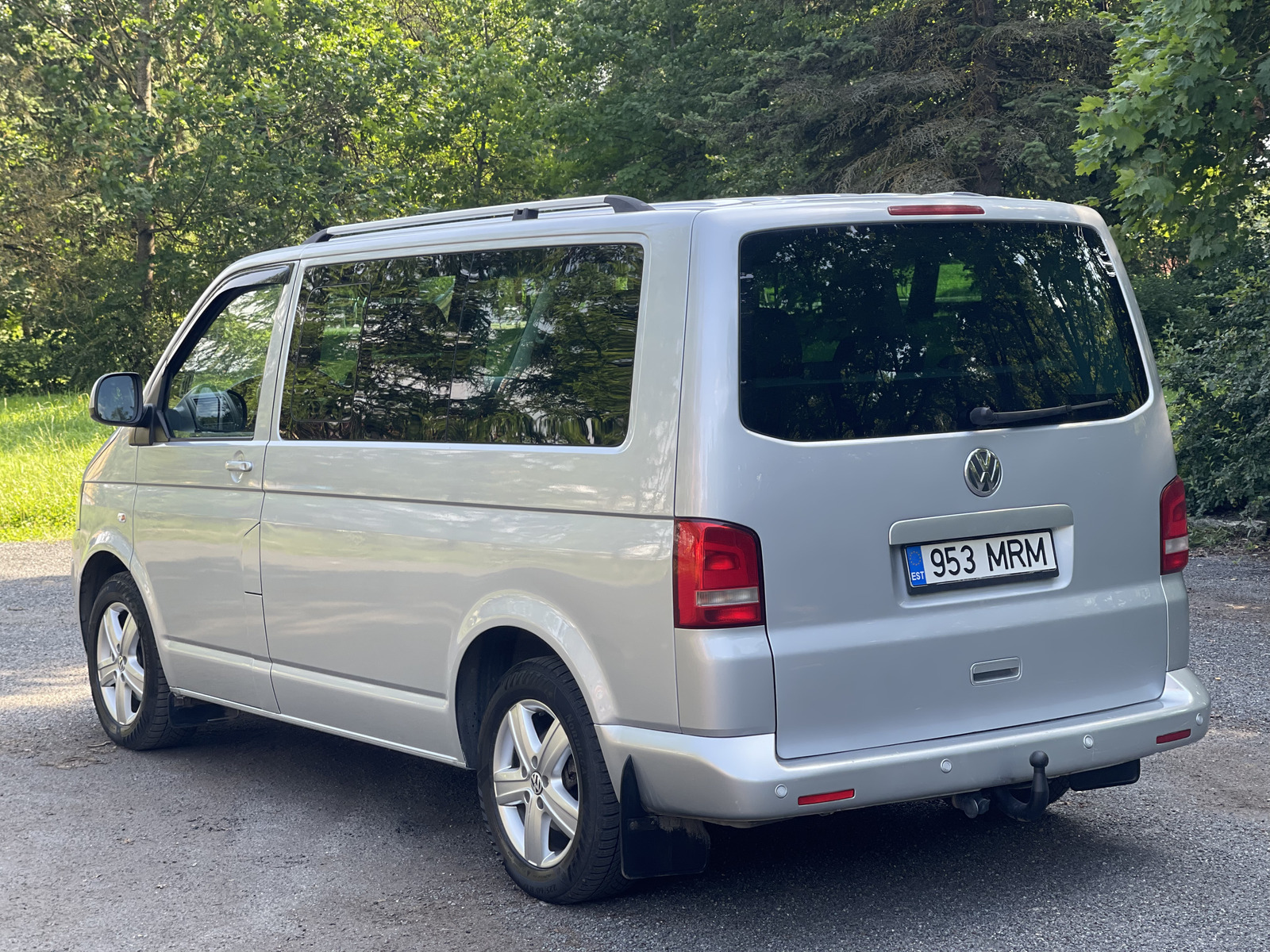 Volkswagen Multivan 2010, photo 2/12