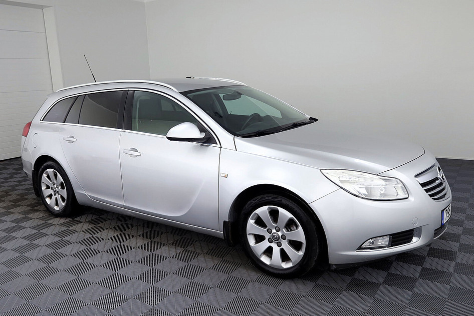 Opel Insignia, 2010, 1.8, 103 kW, benzīns, manuālā, priekšējā piedziņa