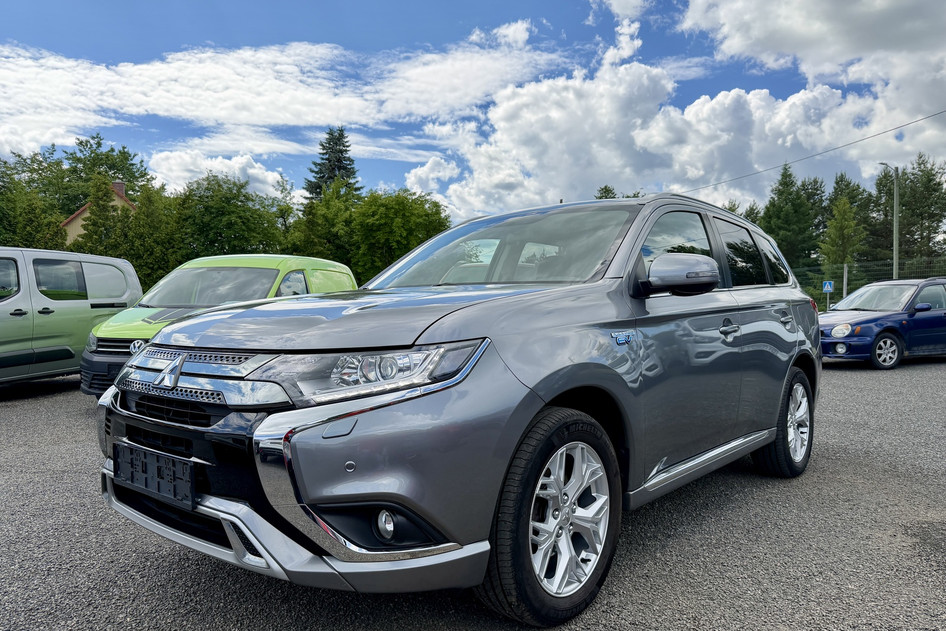 Mitsubishi Outlander, 2021, 2.4, 99 kW, подключаемый гибрид (бензин/электричество), автомат, полный привод
