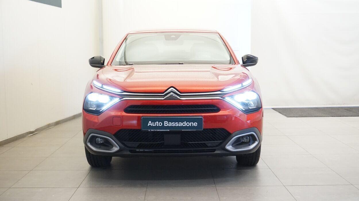 Citroën C4 X 2023, photo 2/10