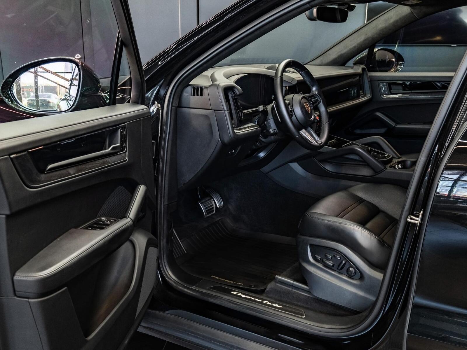 Porsche Cayenne 2024, photo 5/10