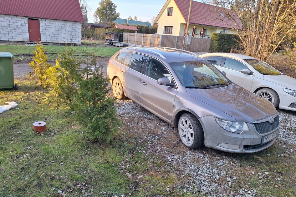 Škoda Superb, 2011, 2.0, 125 kW, diisel, automaat, esivedu