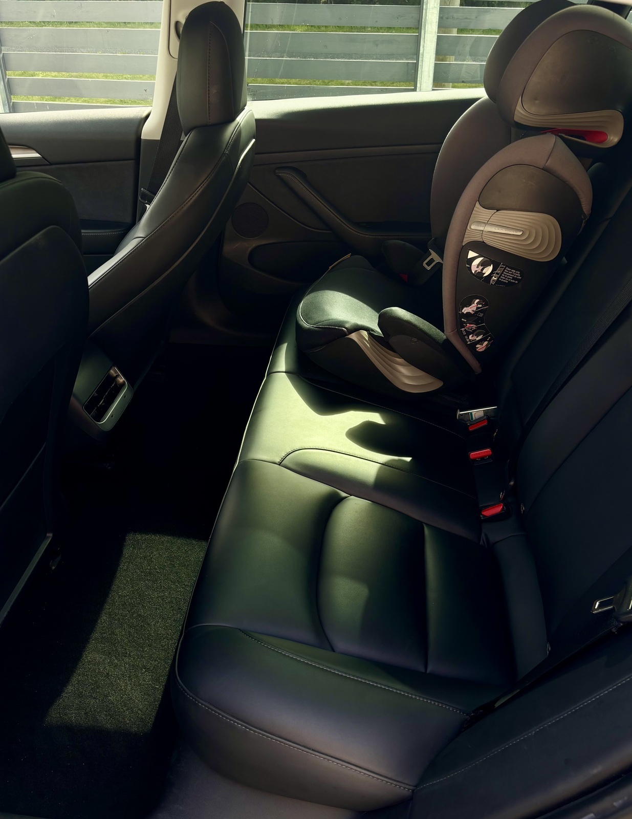 Tesla Model 3 2021, photo 7/8