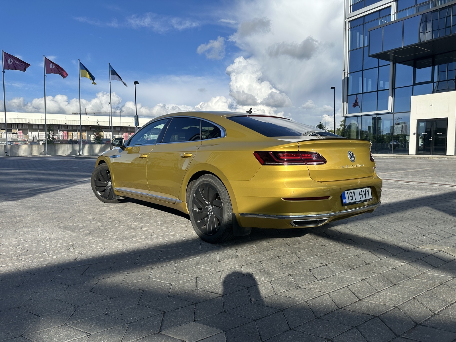 Volkswagen Arteon 2017, photo 4/10