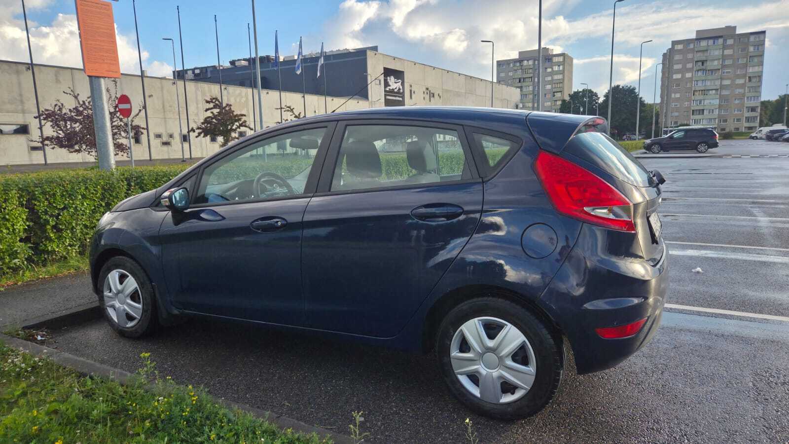 Ford Fiesta 2011, photo 4/14