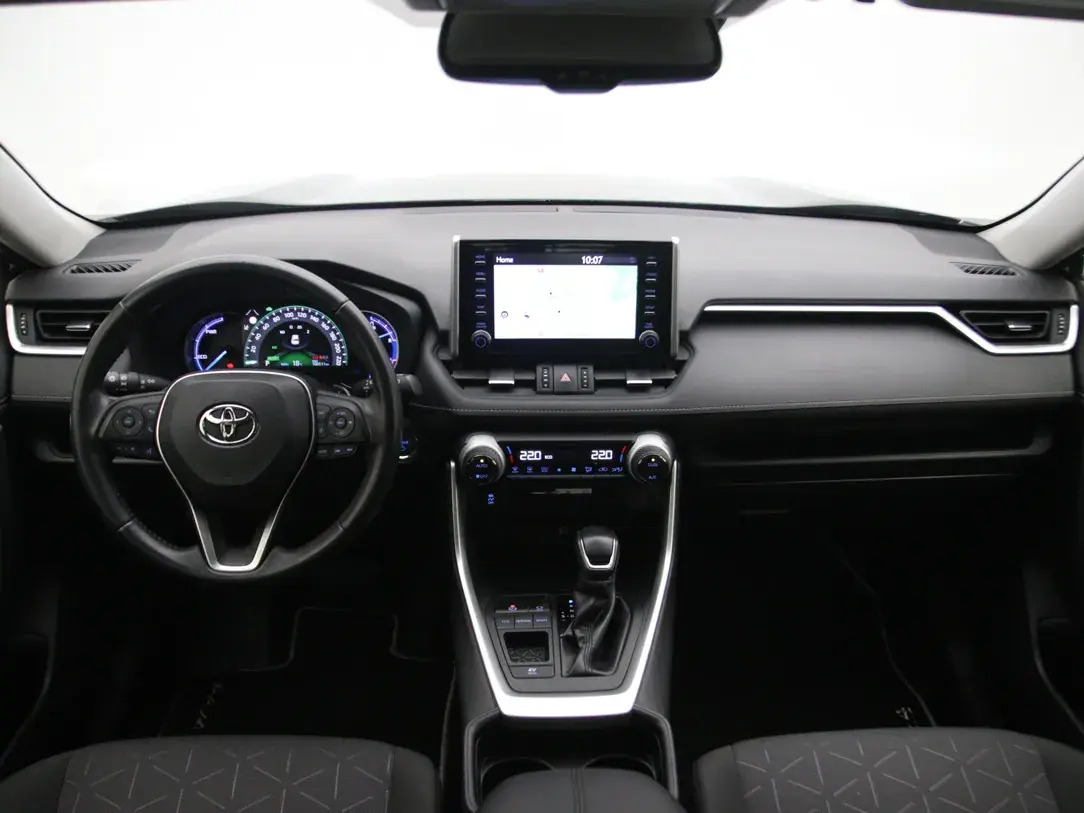 Toyota RAV4 2019, photo 2/33