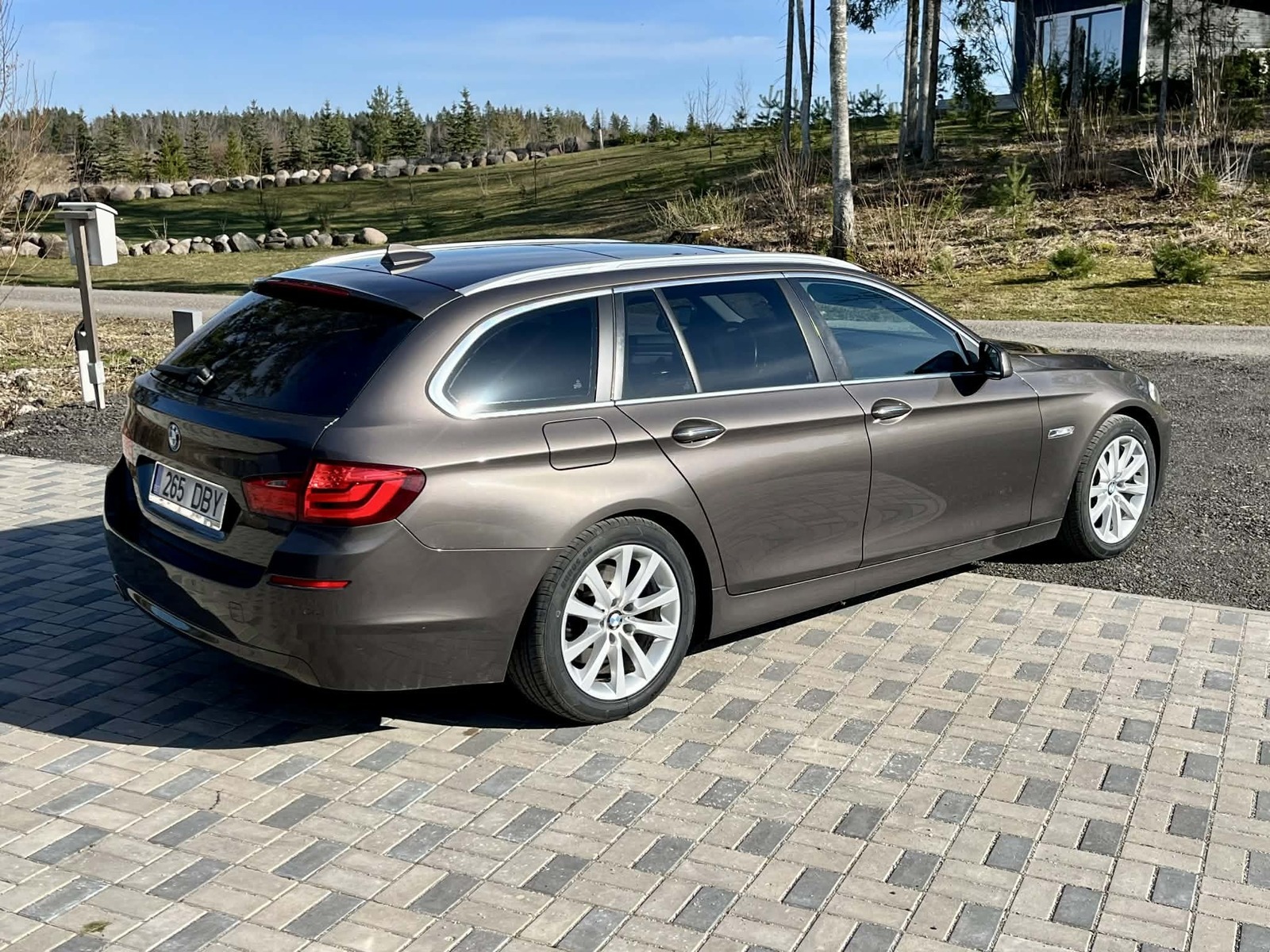 BMW 520 2013, photo 2/13