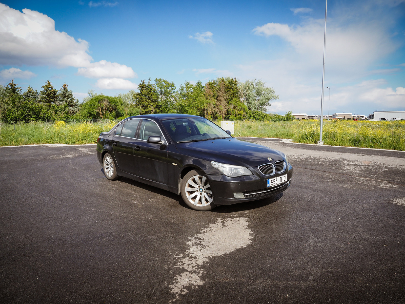 BMW 530