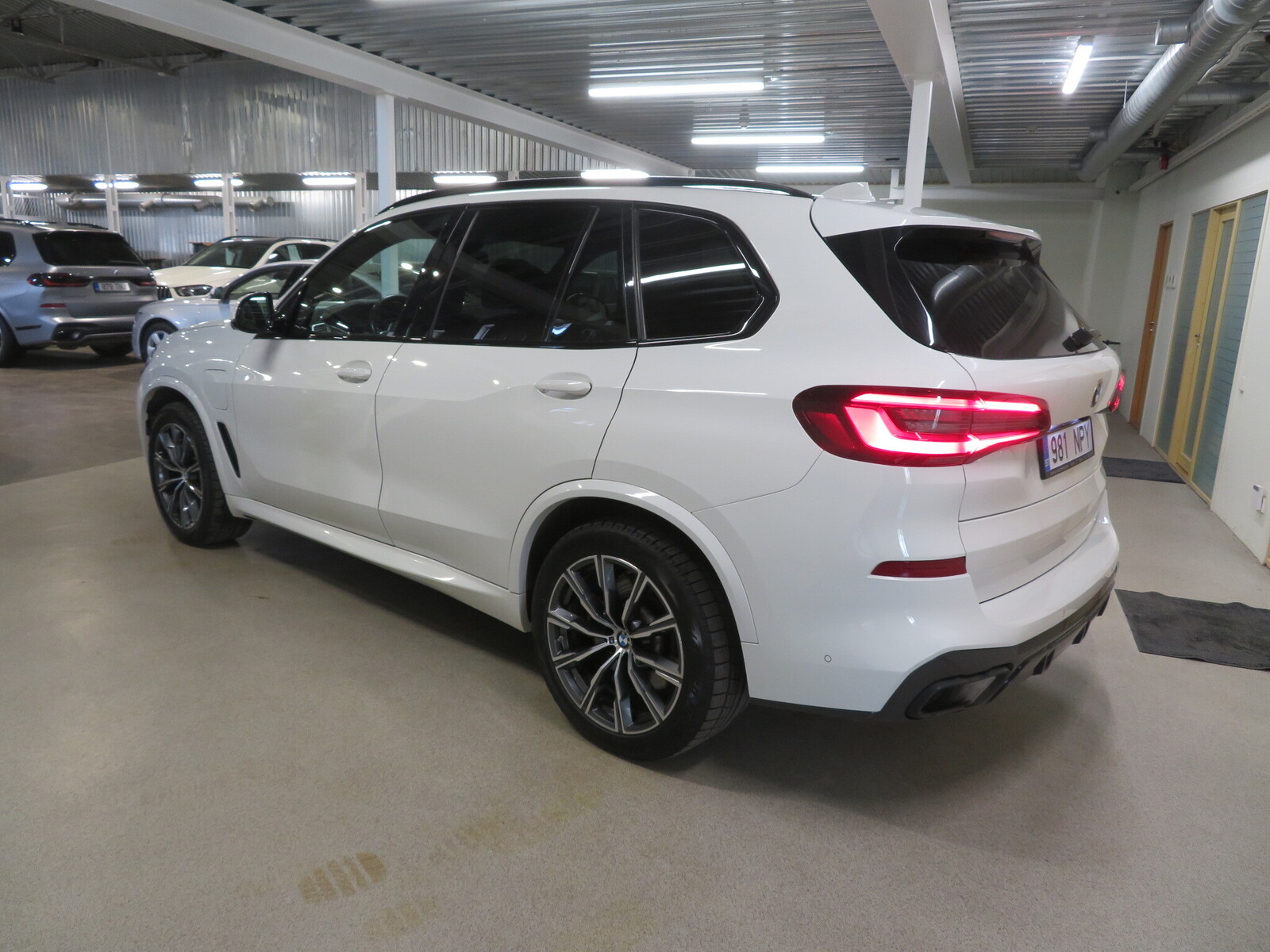 BMW X5 2021, kuva 2/15