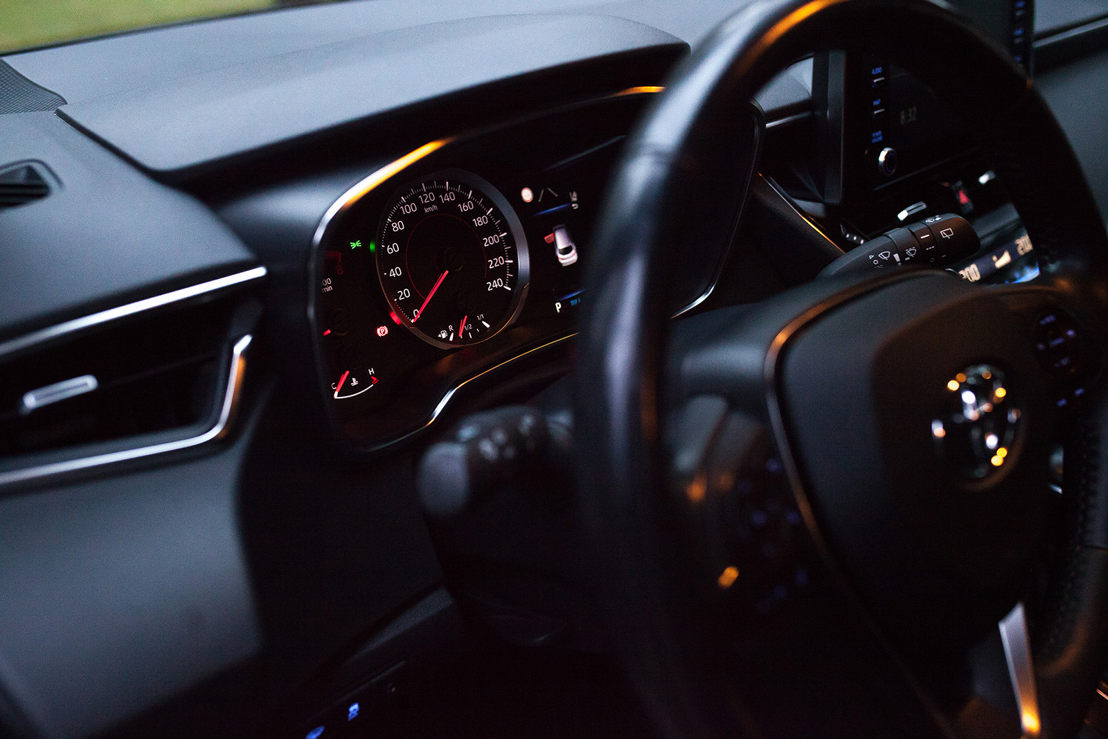 Toyota Corolla 2020, photo 6/10