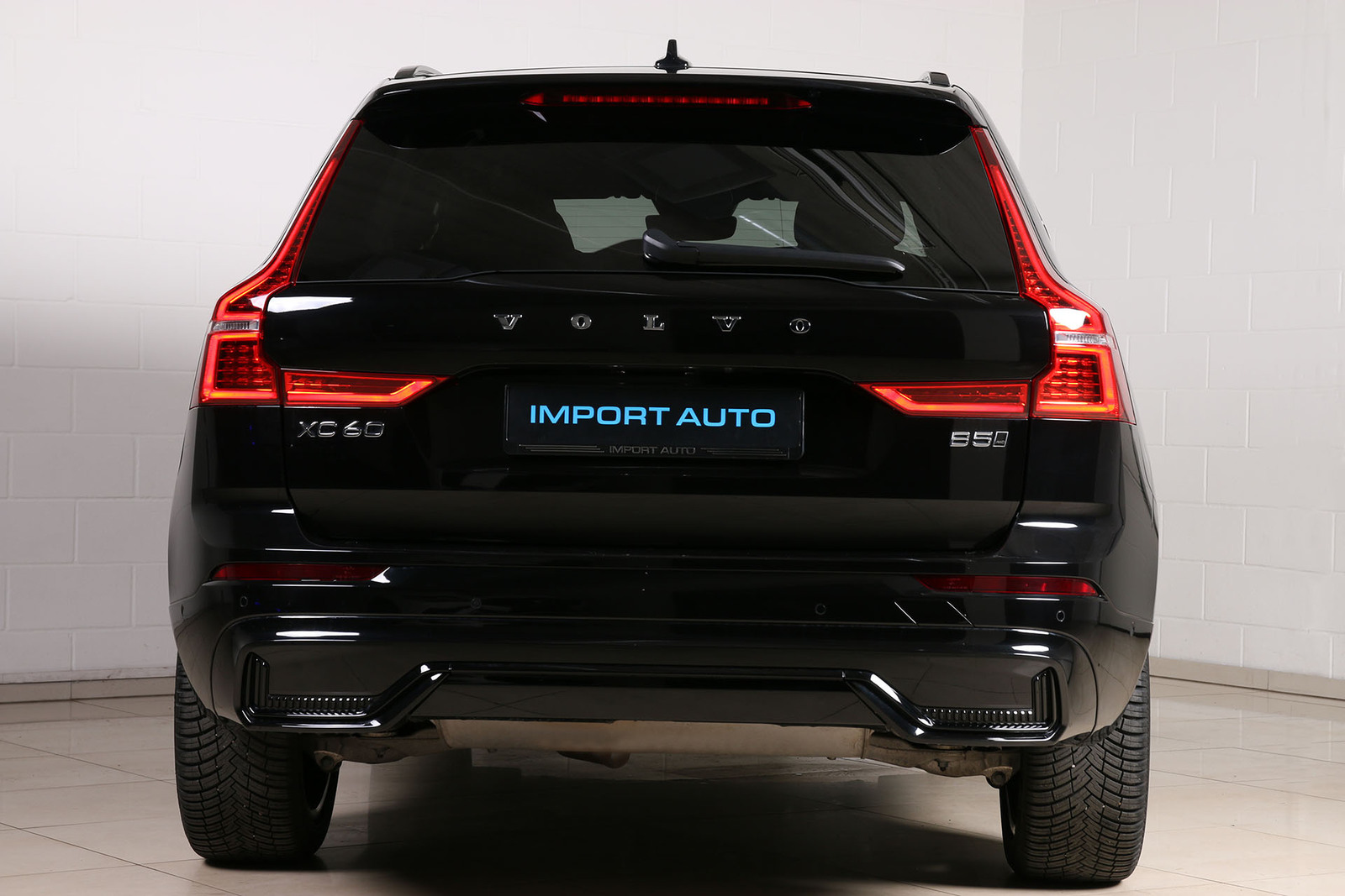 Volvo XC60 2023, photo 5/10