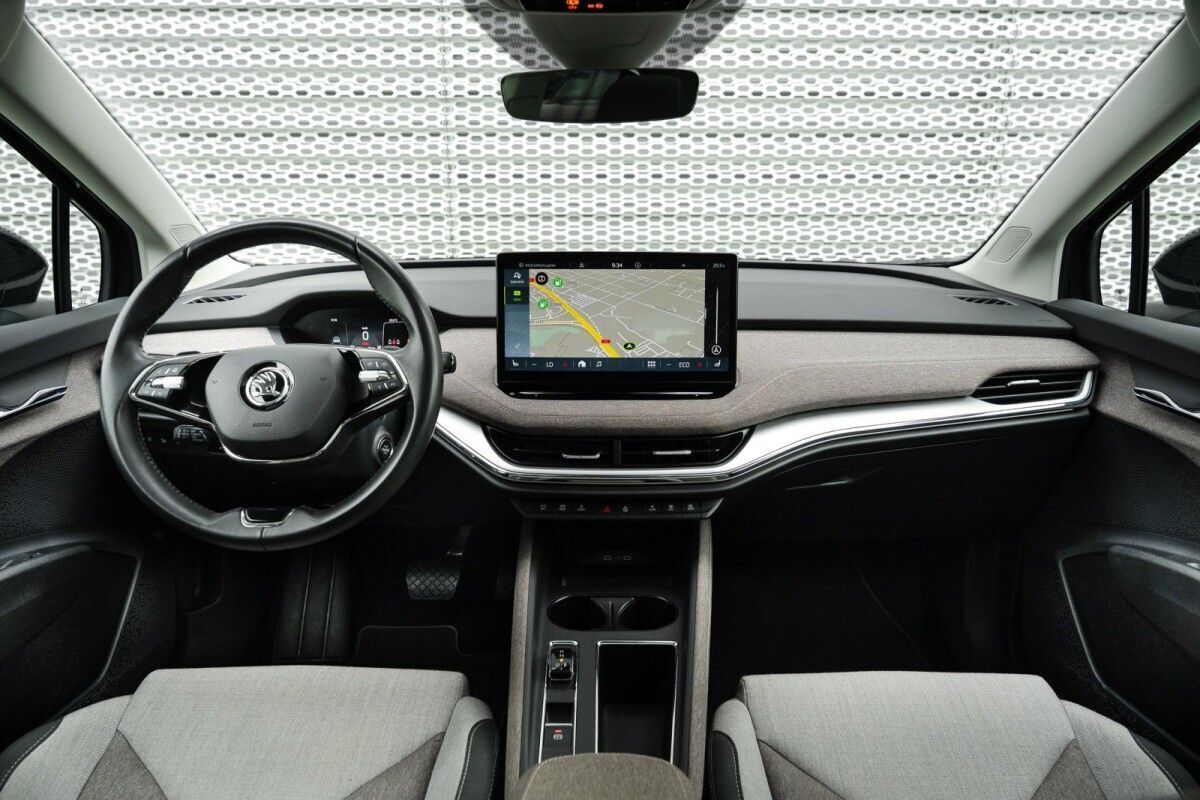 Škoda Enyaq 2024, photo 6/33