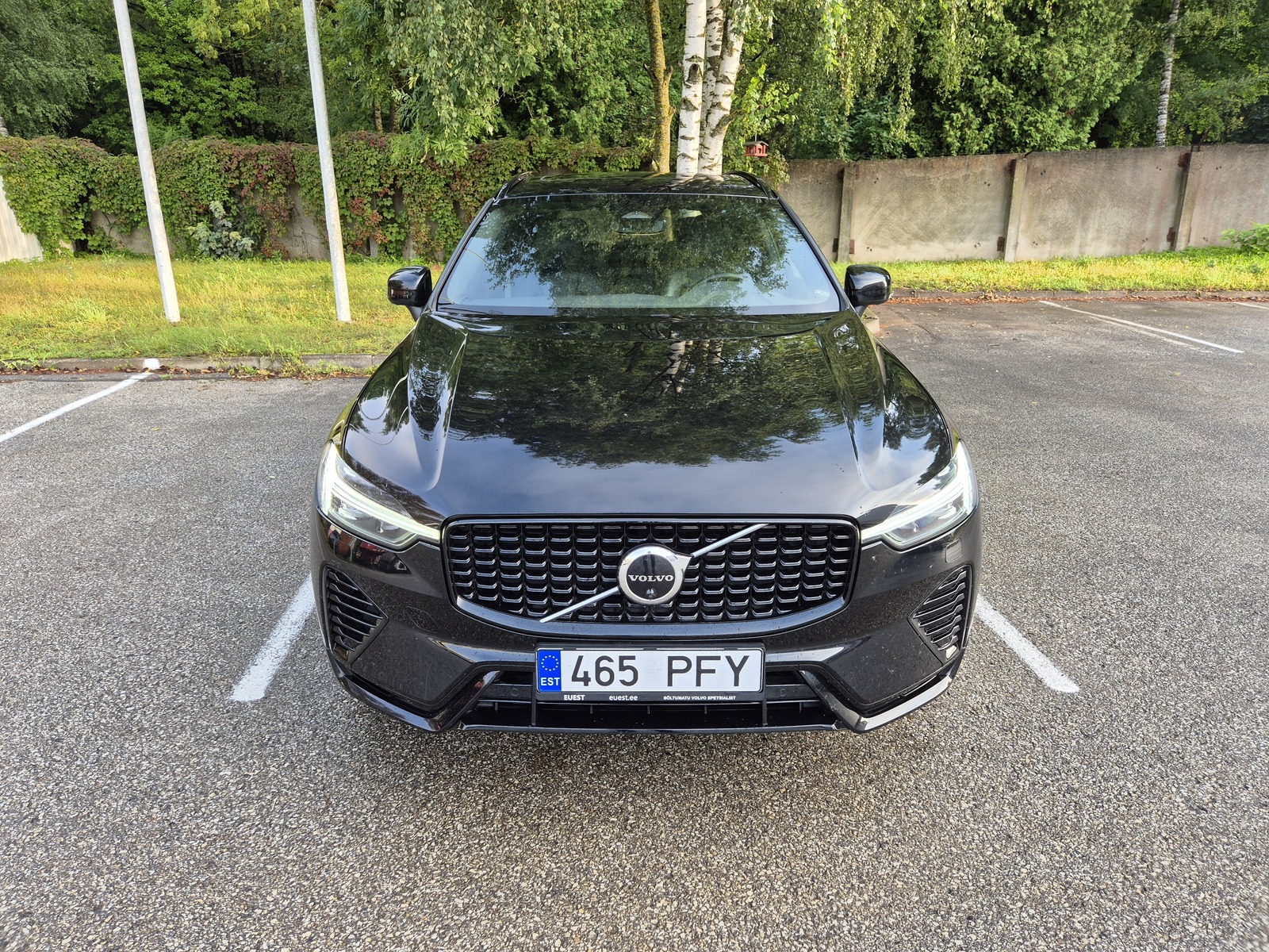 Volvo XC60 2021, photo 2/9