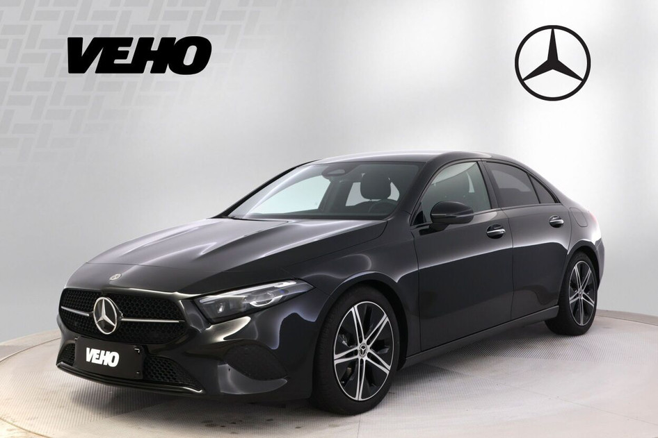 Mercedes-Benz A 180, 2026, 1.3, 100 kW, hybrid (petrol/electric), automatic, front-wheel drive
