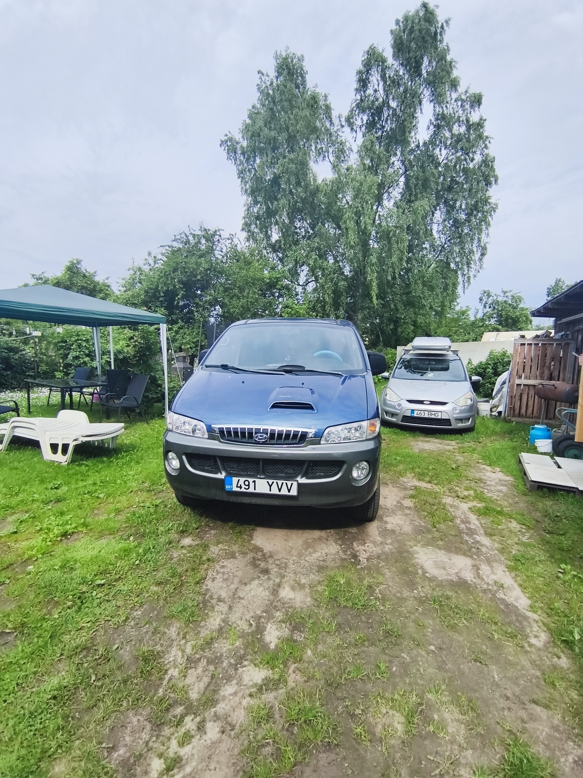 Hyundai H-1
