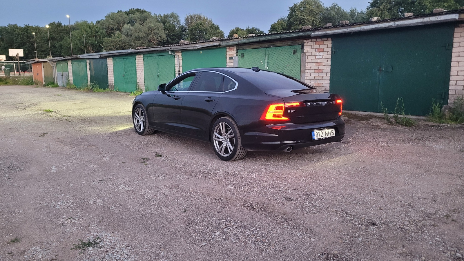 Volvo S90 2017, kuva 3/7
