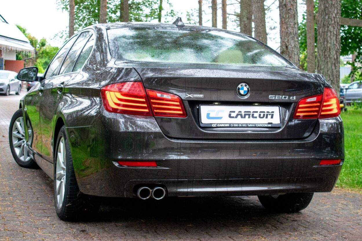 BMW 520 2016, photo 7/17