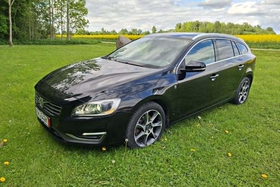 Volvo V60, 2015, 2.0, 133 kW, diisel, automaat, esivedu