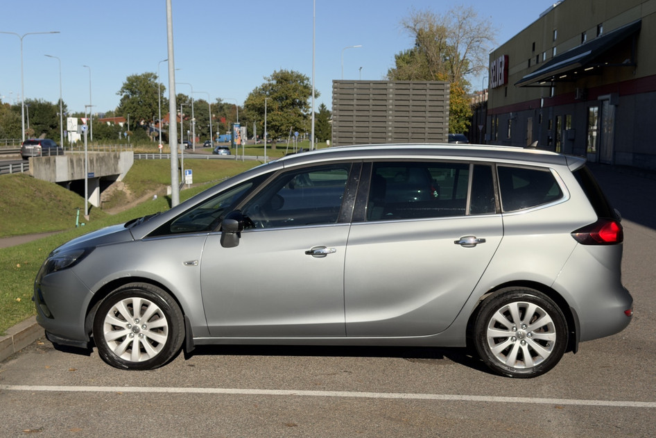 Opel Zafira Tourer, 2012, 2.0, 96 kW, diesel, manual, front-wheel drive