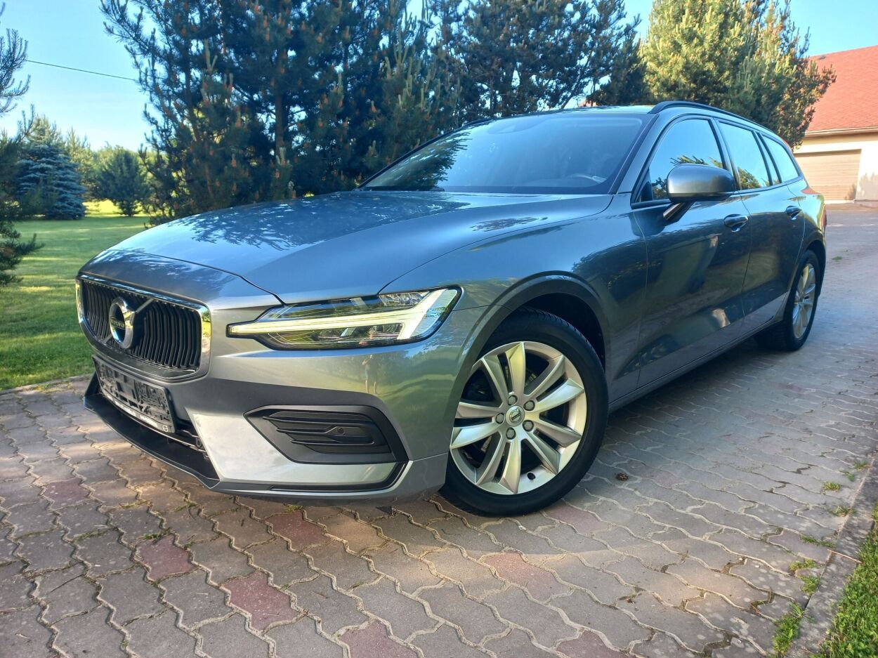 Volvo V60 Momentum 2.0 D3 110kW