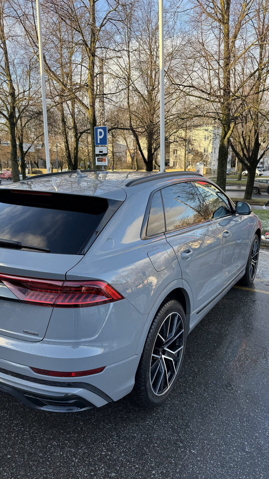 Audi Q8 2023, photo 4/6