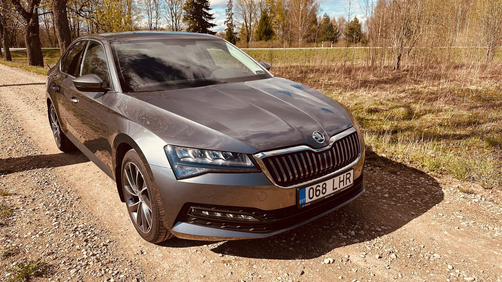 Škoda Superb 2022, kuva 2/10