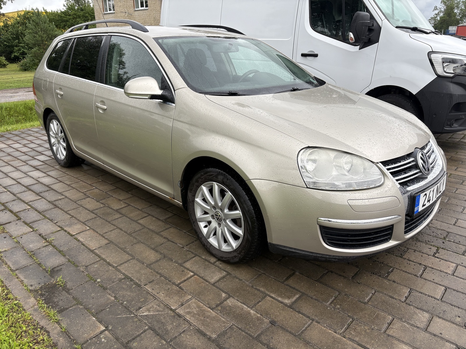 Volkswagen Golf 2009, kuva 3/9