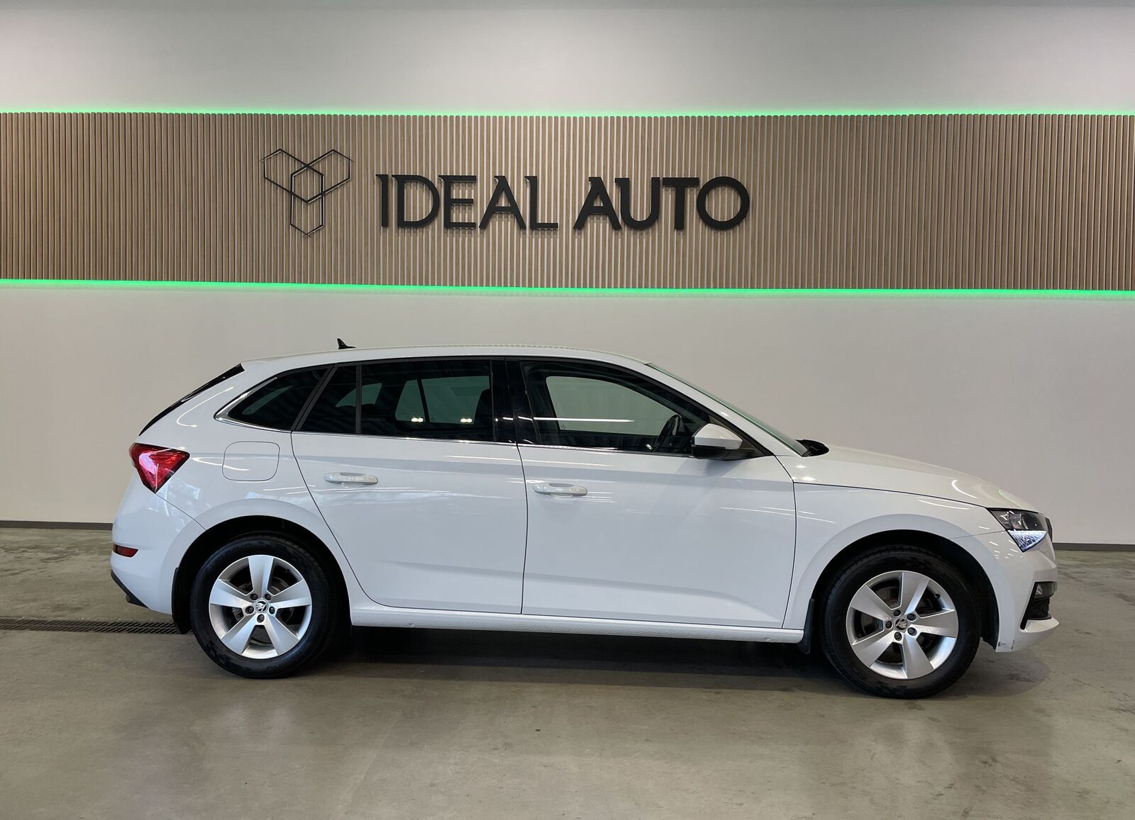Škoda Scala 2022, photo 3/22