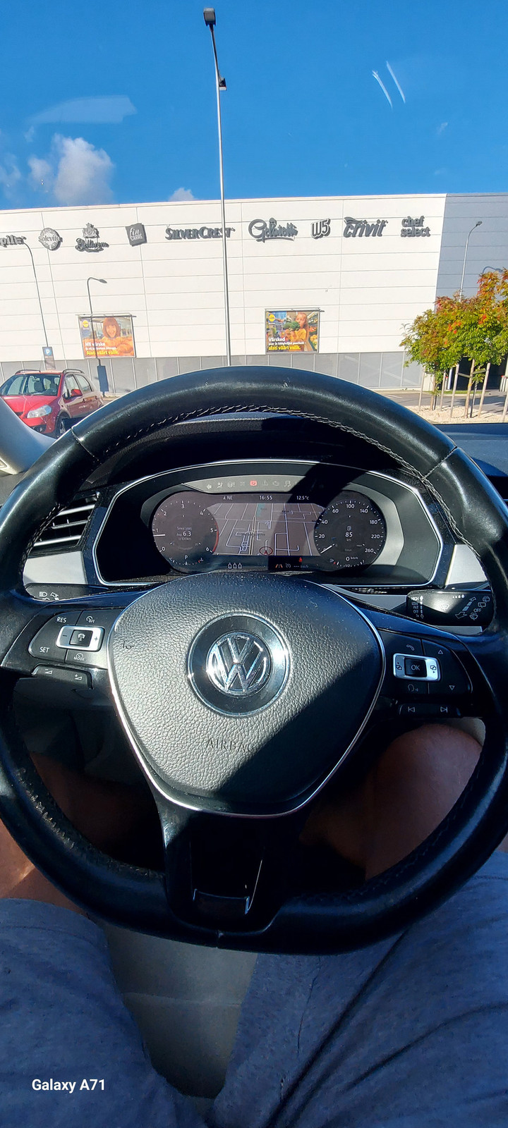 Volkswagen Passat 2017, photo 8/8