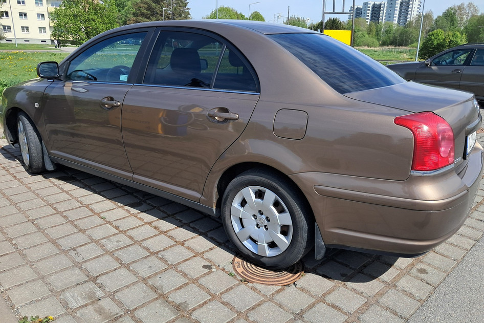 Toyota Avensis, 2005, 81 kW, bensiin, manuaal, esivedu