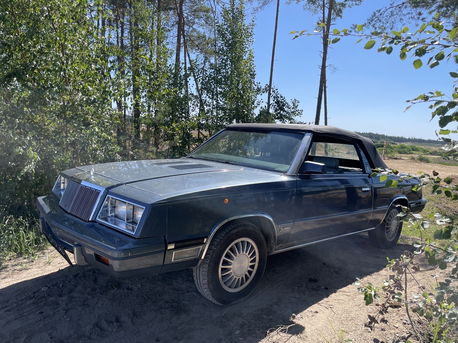 Chrysler Le Baron 1985, photo 5/25