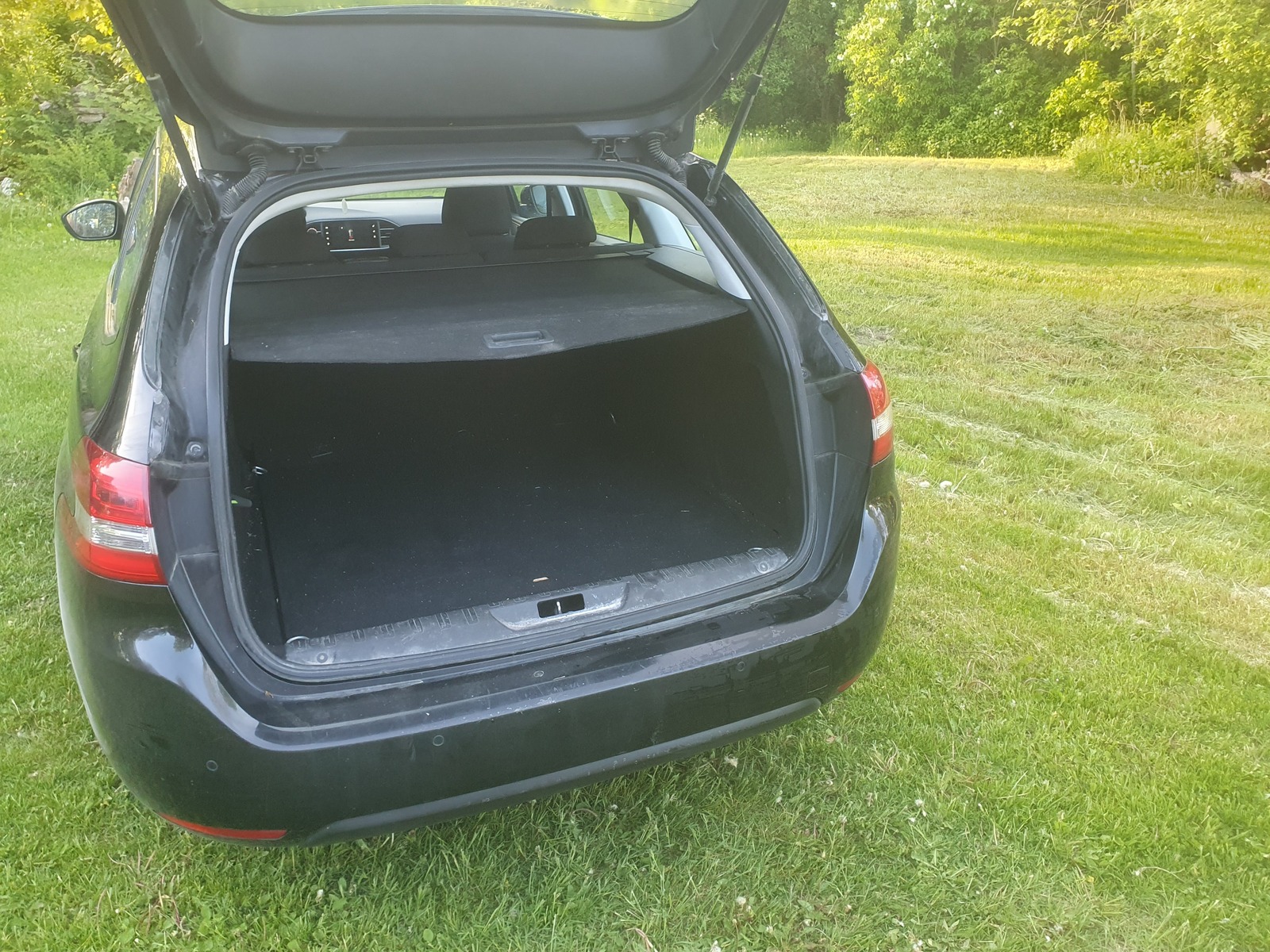 Peugeot 308 2015, kuva 5/7