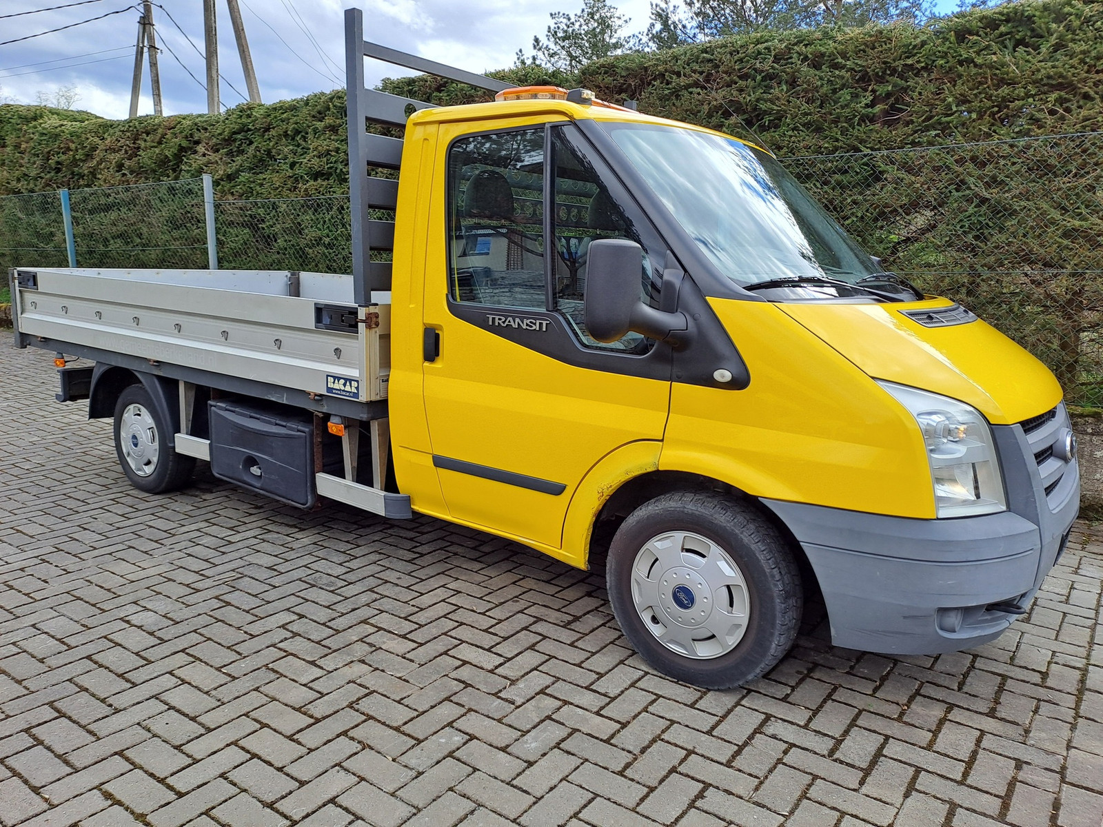 Ford Transit 2009, kuva 3/16