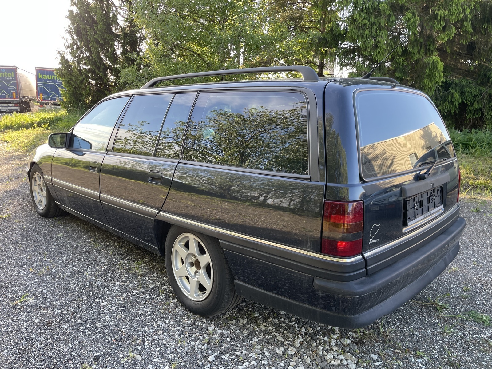 Opel Omega 1993, photo 4/10