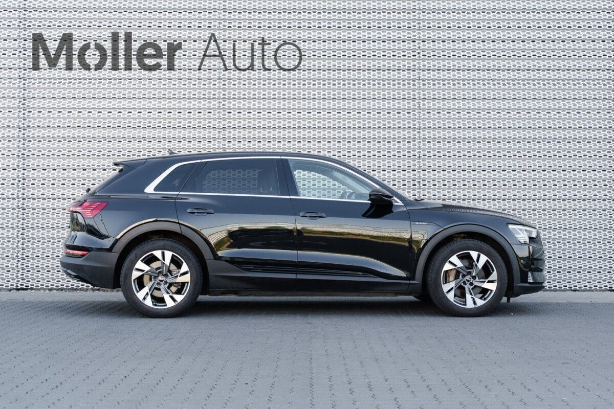 Audi e-tron 230kW 2021, photo 5/33