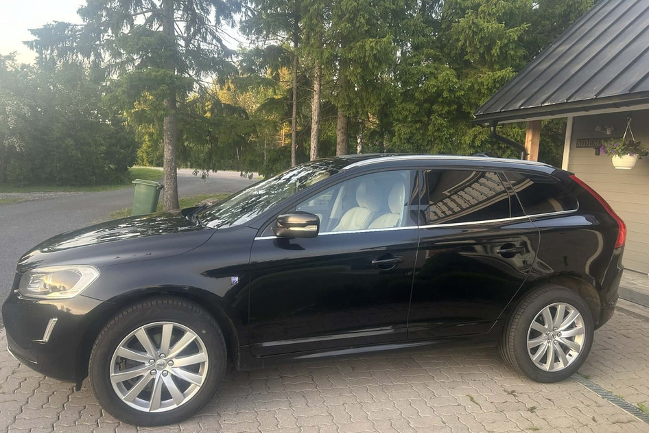 Volvo XC60, 2015, 2.0, 133 kW, diesel, automatic, front-wheel drive