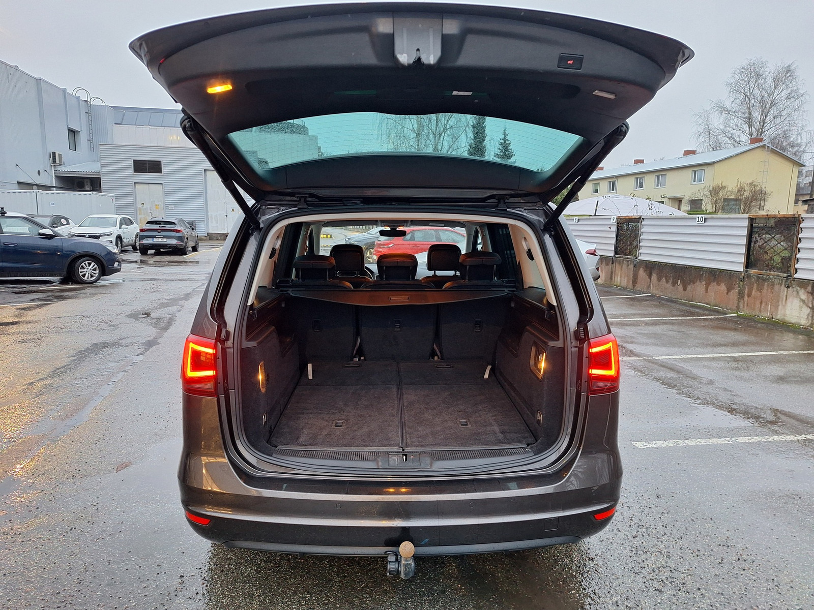 SEAT Alhambra 2018, photo 7/14
