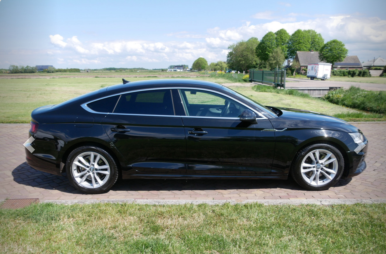 Audi A5 2019, photo 2/10
