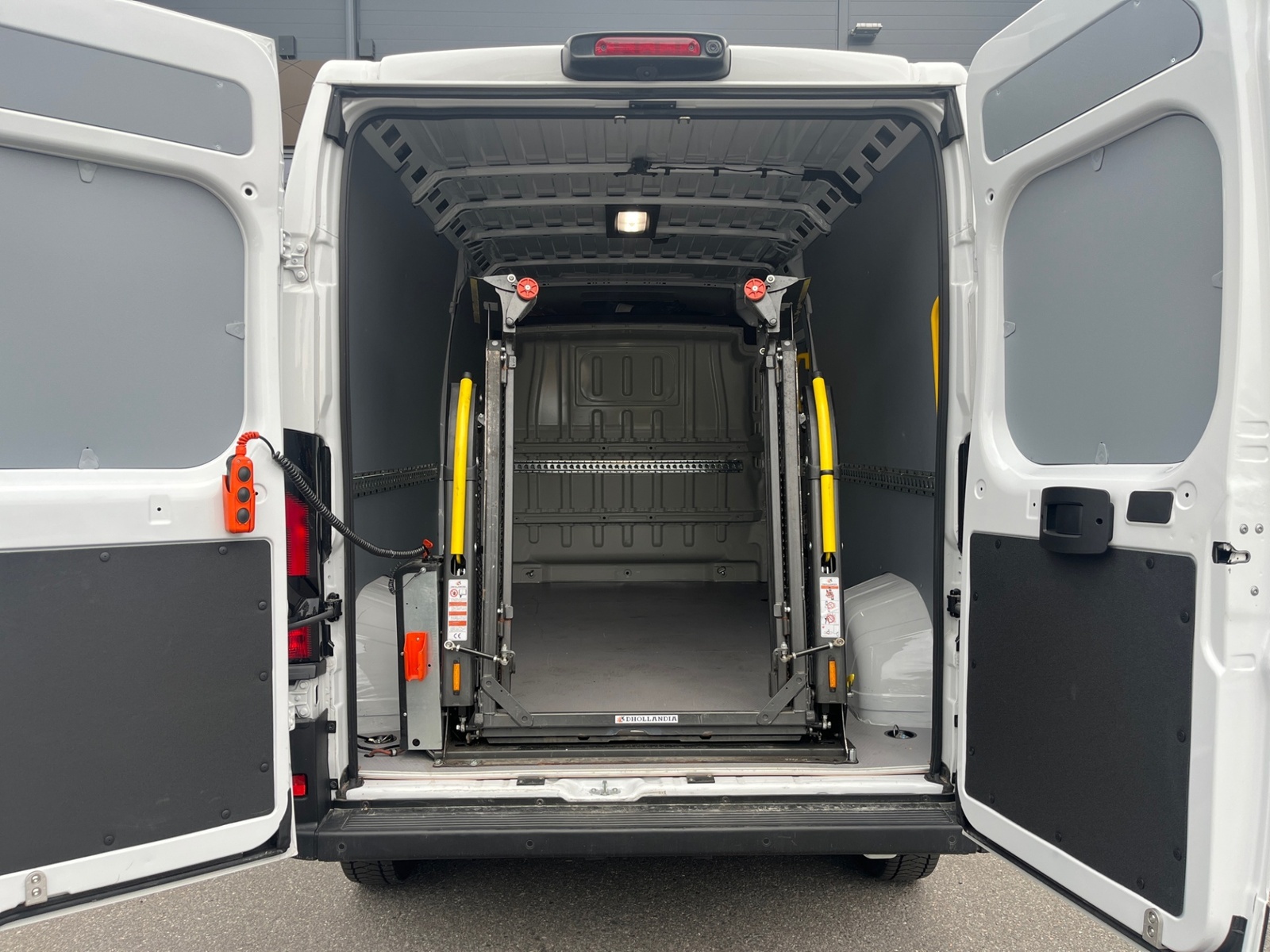 Toyota Proace Max 205kW 2025, kuva 4/7