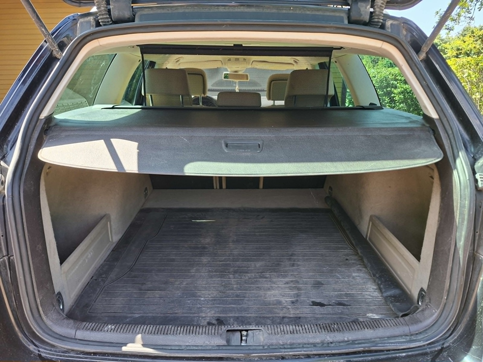 Volkswagen Passat Variant 2012, photo 7/7